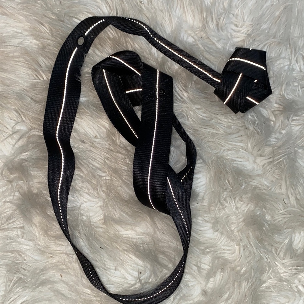 Lulu lemon yoga mat strap